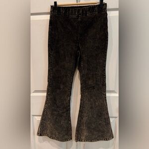 Easel Corduroy Pull On Jeans Women’s Size Small Black Acid Wash Flare Cowgirl
